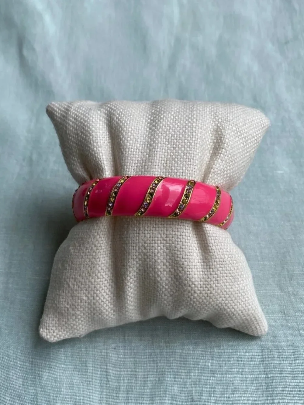 Kate Spade pink enamel rainbow crystal Lollie bangle bracelet - Picture 1 of 9